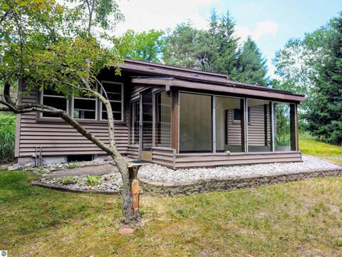 Tiny photo for 3602 S Winn Road, Mt Pleasant, MI 48858 (MLS # 1947273)