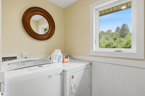 Tiny photo for 910 Rusch View Ridge, Traverse City, MI 49696 (MLS # 1948182)
