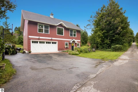 Tiny photo for 910 Rusch View Ridge, Traverse City, MI 49696 (MLS # 1948182)