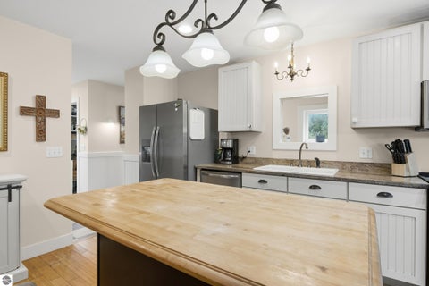 Tiny photo for 910 Rusch View Ridge, Traverse City, MI 49696 (MLS # 1948182)