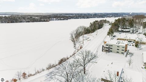 Tiny photo for 225 E Seventeenth Street #3C, Traverse City, MI 49684 (MLS # 1942028)