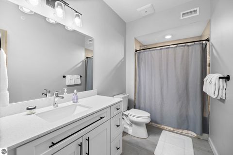 Tiny photo for 225 E Seventeenth Street #3C, Traverse City, MI 49684 (MLS # 1942028)