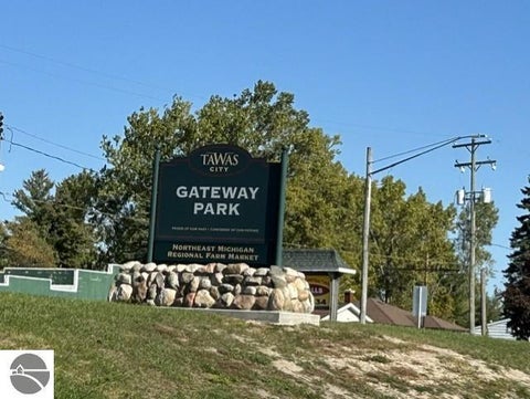 Tiny photo for 911 W Lake Street #4, Tawas City, MI 48763 (MLS # 1951475)