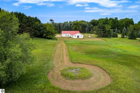 Tiny photo for 8400 Westminister Road, Kingsley, MI 49649 (MLS # 1941564)