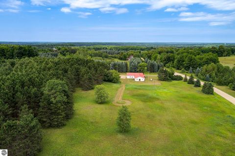 Tiny photo for 8400 Westminister Road, Kingsley, MI 49649 (MLS # 1941564)