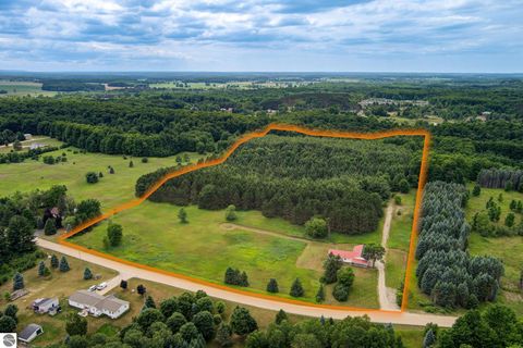 Tiny photo for 8400 Westminister Road, Kingsley, MI 49649 (MLS # 1941564)