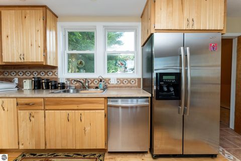 Tiny photo for 1032 Crown Pointe Drive, Lake Isabella, MI 48893 (MLS # 1946558)