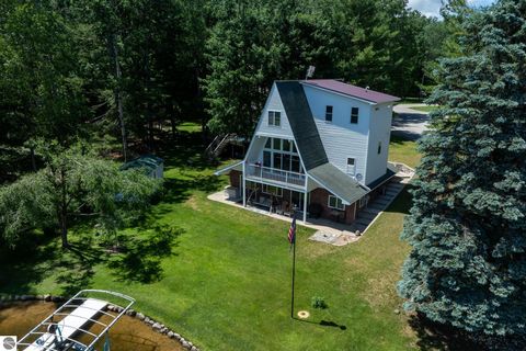 Tiny photo for 1032 Crown Pointe Drive, Lake Isabella, MI 48893 (MLS # 1946558)