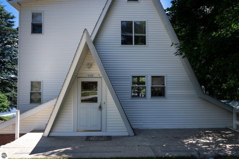 Tiny photo for 1032 Crown Pointe Drive, Lake Isabella, MI 48893 (MLS # 1946558)