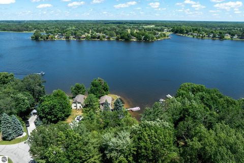 Tiny photo for 1032 Crown Pointe Drive, Lake Isabella, MI 48893 (MLS # 1946558)