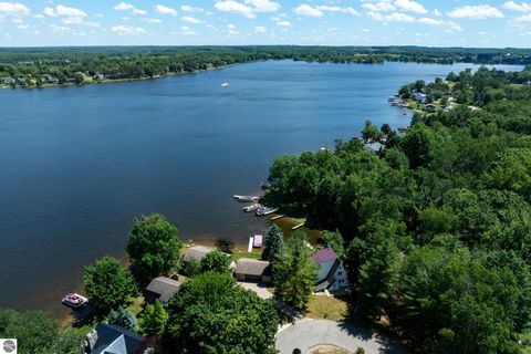 Tiny photo for 1032 Crown Pointe Drive, Lake Isabella, MI 48893 (MLS # 1946558)