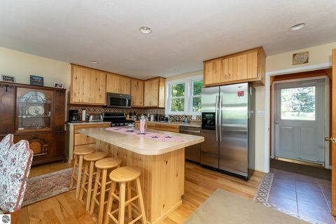 Tiny photo for 1032 Crown Pointe Drive, Lake Isabella, MI 48893 (MLS # 1946558)