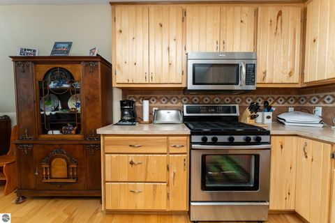 Tiny photo for 1032 Crown Pointe Drive, Lake Isabella, MI 48893 (MLS # 1946558)