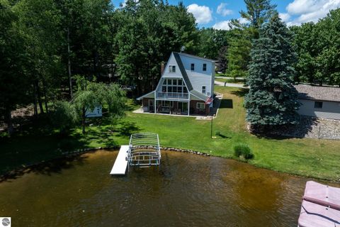 Tiny photo for 1032 Crown Pointe Drive, Lake Isabella, MI 48893 (MLS # 1946558)