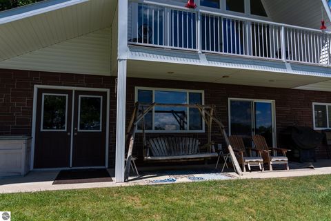 Tiny photo for 1032 Crown Pointe Drive, Lake Isabella, MI 48893 (MLS # 1946558)