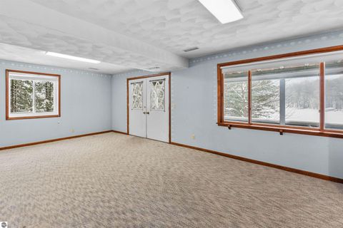 Tiny photo for 254 Island View Drive, Traverse City, MI 49696 (MLS # 1941657)