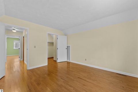 Tiny photo for 254 Island View Drive, Traverse City, MI 49696 (MLS # 1941657)