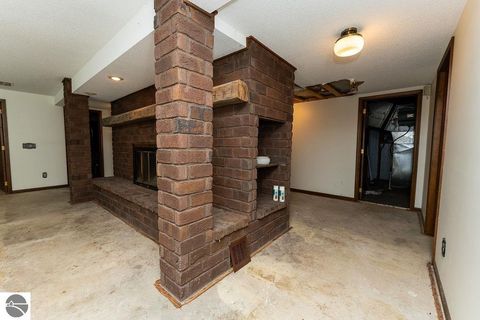 Tiny photo for 3290 E River RD, Mt Pleasant, MI 48858 (MLS # 1945037)