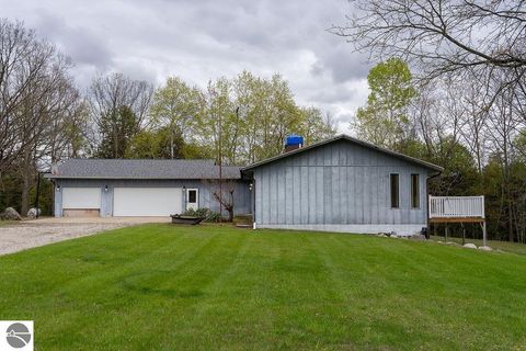 Tiny photo for 3290 E River RD, Mt Pleasant, MI 48858 (MLS # 1945037)