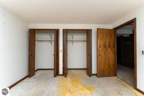 Tiny photo for 3290 E River RD, Mt Pleasant, MI 48858 (MLS # 1945037)