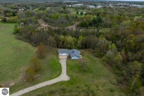 Tiny photo for 3290 E River RD, Mt Pleasant, MI 48858 (MLS # 1945037)