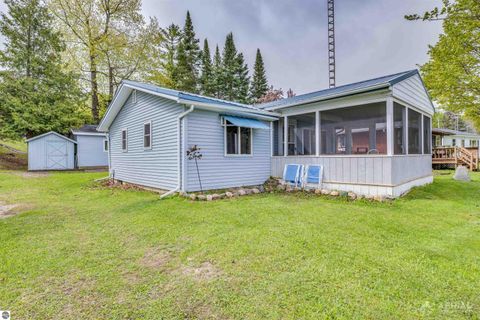 Tiny photo for 3451 Deerfield LN, Lupton, MI 48635 (MLS # 1945652)