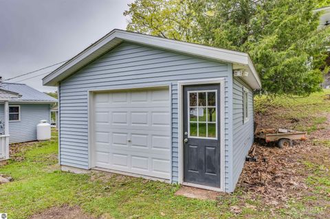 Tiny photo for 3451 Deerfield LN, Lupton, MI 48635 (MLS # 1945652)