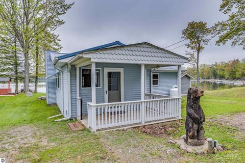 Tiny photo for 3451 Deerfield LN, Lupton, MI 48635 (MLS # 1945652)