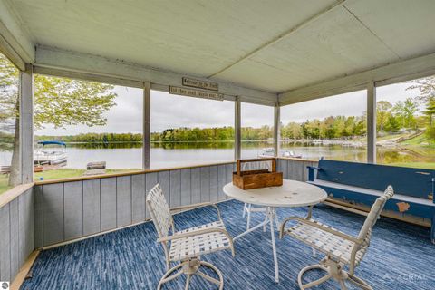Tiny photo for 3451 Deerfield LN, Lupton, MI 48635 (MLS # 1945652)