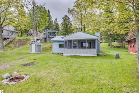 Tiny photo for 3451 Deerfield LN, Lupton, MI 48635 (MLS # 1945652)