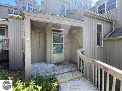 Tiny photo for 2 Pinnacle Place, Glen Arbor, MI 49636 (MLS # 1946167)