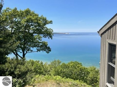 Tiny photo for 2 Pinnacle Place, Glen Arbor, MI 49636 (MLS # 1946167)