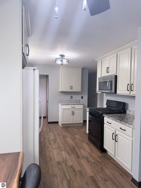 Tiny photo for 965 E Remus Road, Mt Pleasant, MI 48858 (MLS # 1945364)