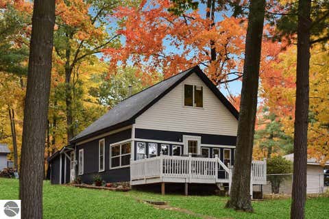 Tiny photo for 4256 North Spider Lake Road, Traverse City, MI 49696 (MLS # 1949305)