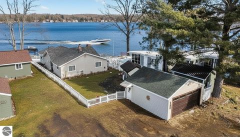 Photo of 11412 South Shore Drive, Lake, MI 48632 (MLS # 1942390)
