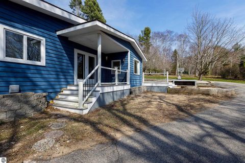 Tiny photo for 777 Pilgrim Highway, Frankfort, MI 49635 (MLS # 1944104)