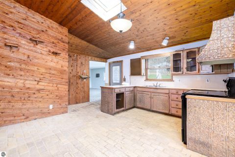 Tiny photo for 777 Pilgrim Highway, Frankfort, MI 49635 (MLS # 1944104)