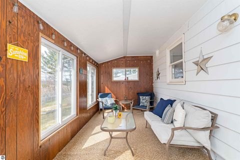 Tiny photo for 6740 S Eberhart Avenue, Clare, MI 48617 (MLS # 1943344)