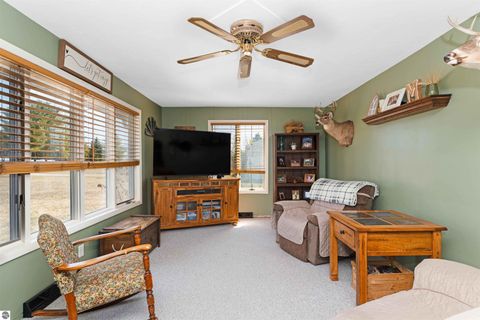 Tiny photo for 6740 S Eberhart Avenue, Clare, MI 48617 (MLS # 1943344)