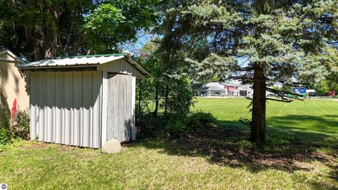 Tiny photo for 211 E Palmer Street, Mt Pleasant, MI 48858 (MLS # 1947014)