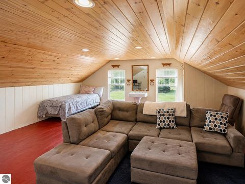 Tiny photo for 211 E Palmer Street, Mt Pleasant, MI 48858 (MLS # 1947014)
