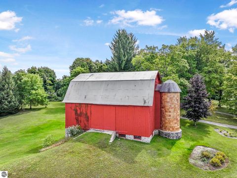 Tiny photo for 3312 Zimmerman Road, Traverse City, MI 49685 (MLS # 1942868)