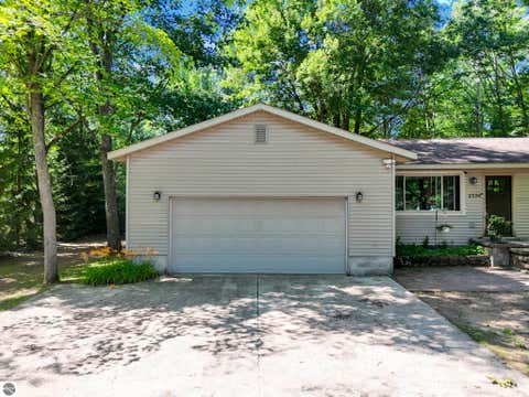 Tiny photo for 2596 Timber Trail, NE TRL, Kalkaska, MI 49646 (MLS # 1949426)