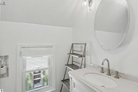 Tiny photo for 1006 Lincoln Street, Traverse City, MI 49686 (MLS # 1948031)