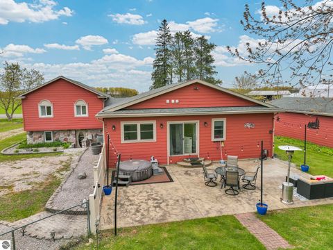 Tiny photo for 7051 N 7 Mile Road, Lake City, MI 49651 (MLS # 1945306)