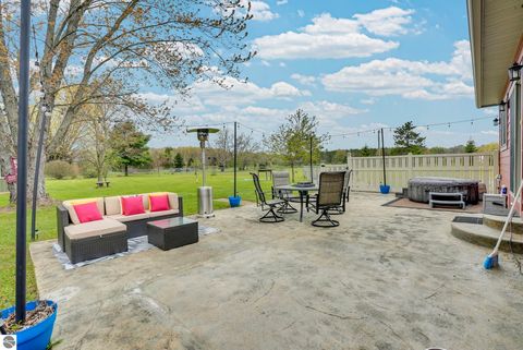 Tiny photo for 7051 N 7 Mile Road, Lake City, MI 49651 (MLS # 1945306)