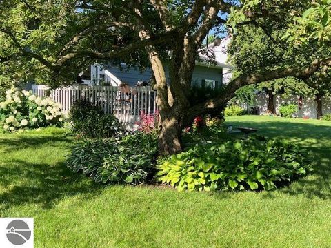 Tiny photo for 1409 Lincoln Court, Mt Pleasant, MI 48858 (MLS # 1943681)