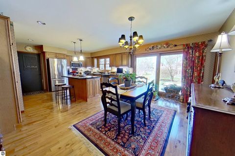 Tiny photo for 1409 Lincoln Court, Mt Pleasant, MI 48858 (MLS # 1943681)