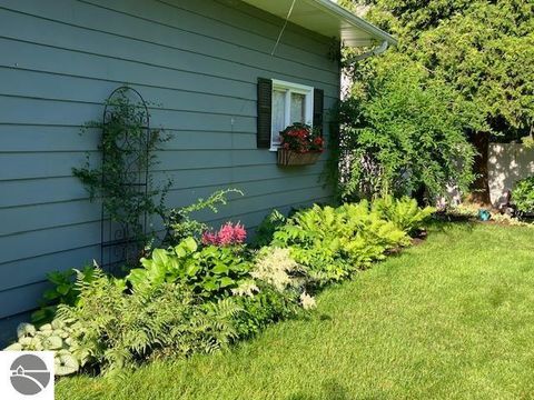 Tiny photo for 1409 Lincoln Court, Mt Pleasant, MI 48858 (MLS # 1943681)