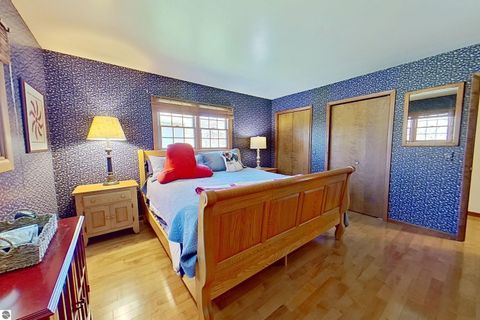 Tiny photo for 1409 Lincoln Court, Mt Pleasant, MI 48858 (MLS # 1943681)